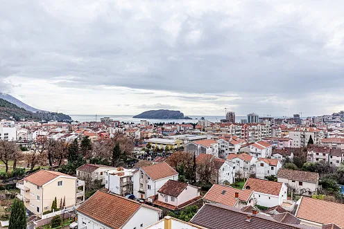 # 6566 apartments in einem neu erbauten Gebäude im Zentrum von Budva